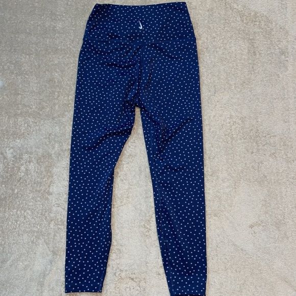 Nike dri fit Yoga Dots Twist 7/8 legging - Picture 6 of 9